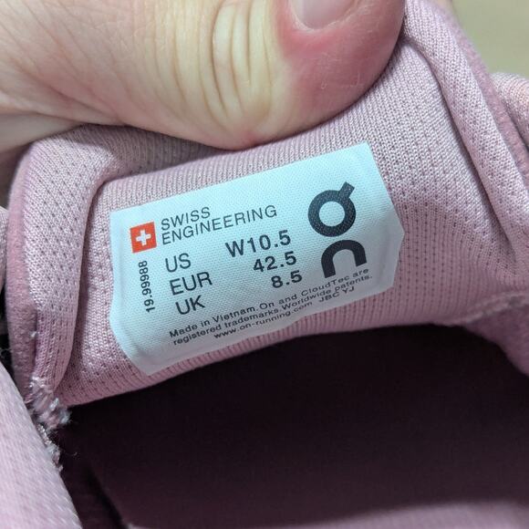 ON Running Cloud 2.0 Shoes Sneakers Rose Charcoal Womens 10.5 Workout Activewear - Picture 7 of 7